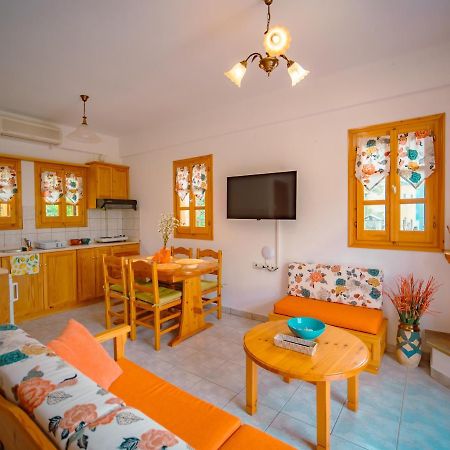 Orange House For Big Families In Damouchari - Delicious Houses Exterior photo