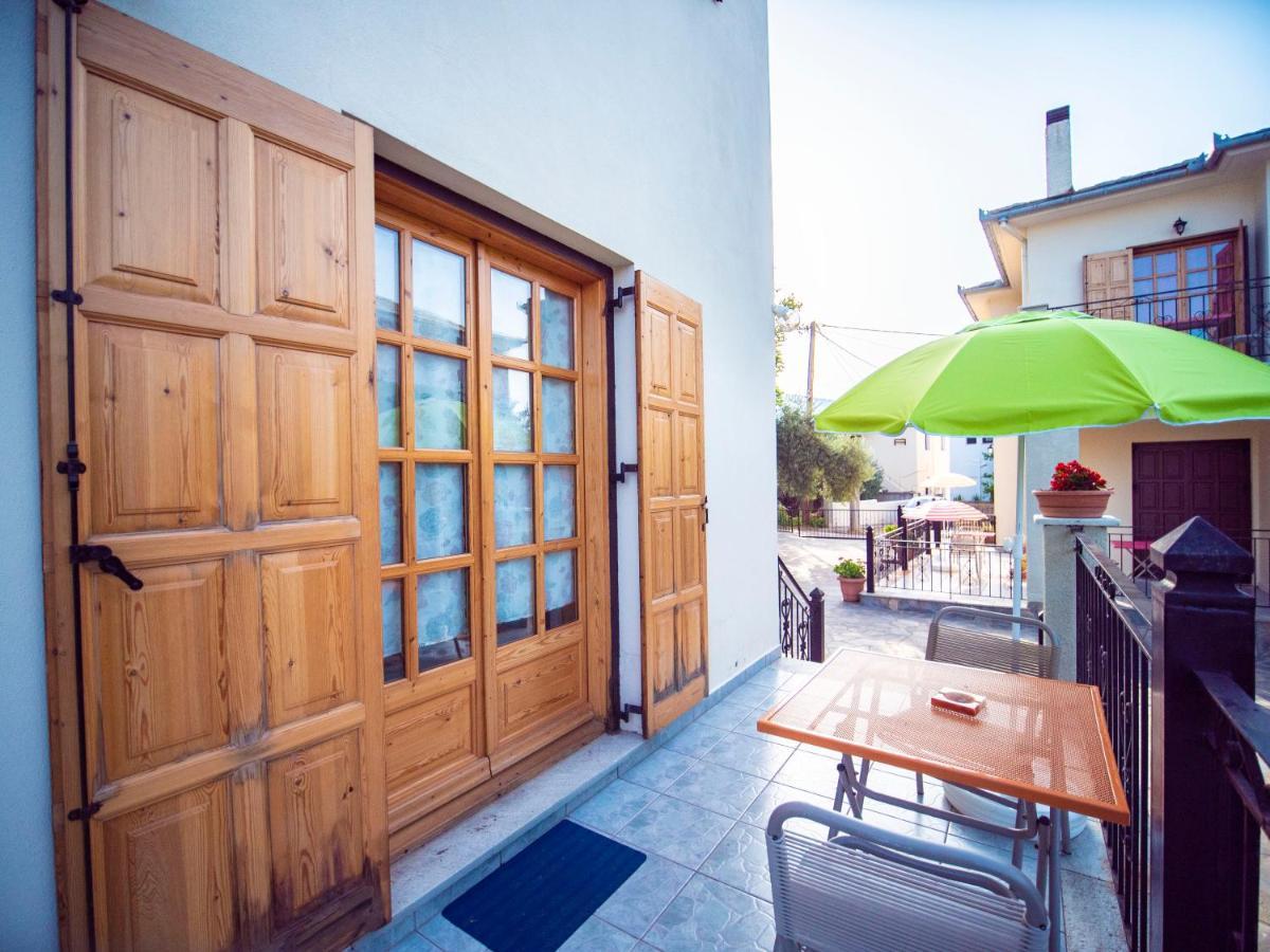 Orange House For Big Families In Damouchari - Delicious Houses Exterior photo
