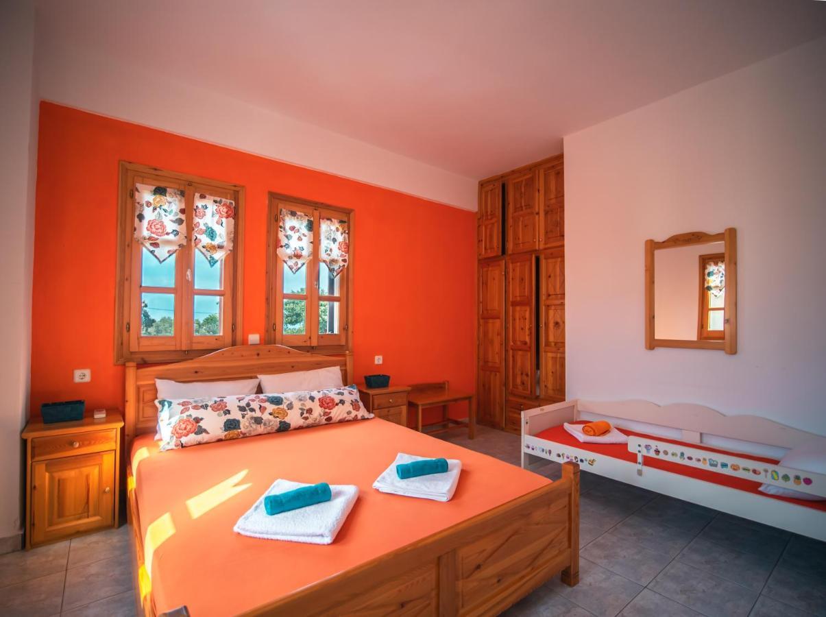 Orange House For Big Families In Damouchari - Delicious Houses Exterior photo