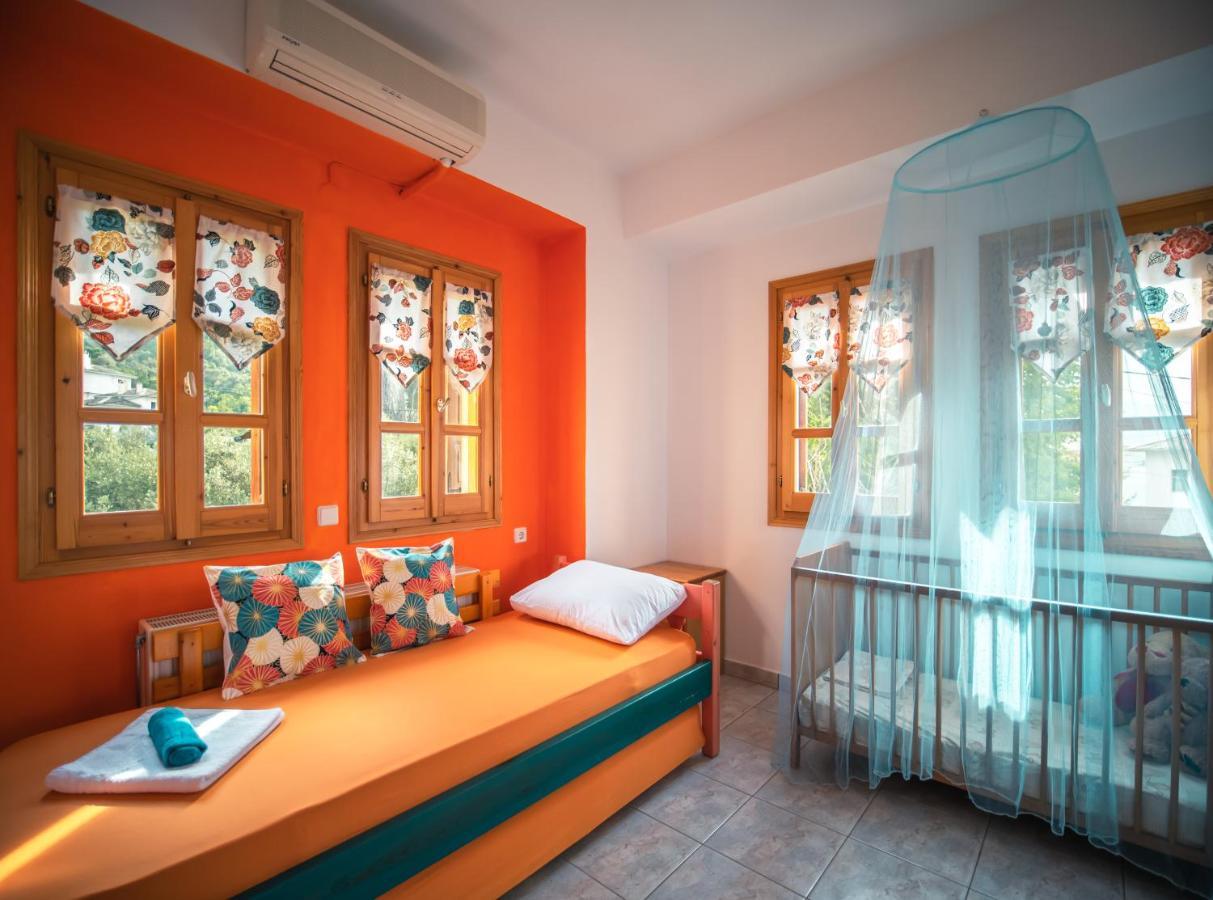 Orange House For Big Families In Damouchari - Delicious Houses Exterior photo