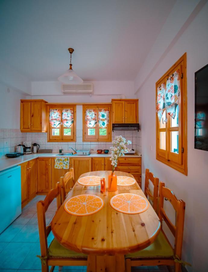 Orange House For Big Families In Damouchari - Delicious Houses Exterior photo